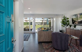 70400 Los Pueblos Way in Rancho Mirage, CA - Foto de edificio - Building Photo