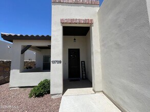 13729 Brandsby Ave in Horizon City, TX - Building Photo - Building Photo