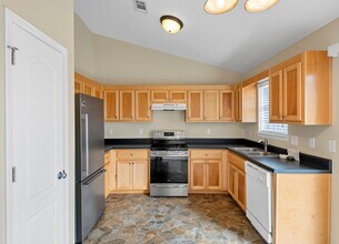 8959 Gristmill Way in Milton, FL - Building Photo - Building Photo