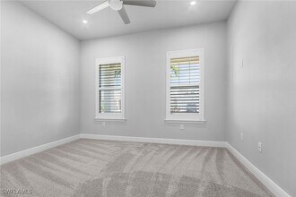 3420 Pilot Cir in Naples, FL - Building Photo - Building Photo