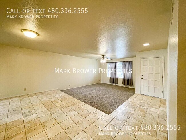 2308 E Broadmor Dr in Tempe, AZ - Building Photo - Building Photo