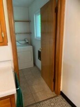 8022 Rahke Rd in Indianapolis, IN - Building Photo - Building Photo