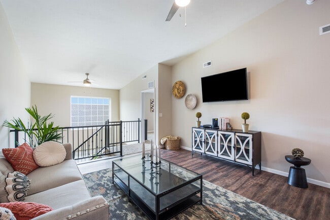 Redwood Wolverine Lake in Wolverine Lake, MI - Building Photo - Building Photo