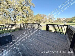 601 Free Rein in Horseshoe Bay, TX - Building Photo - Building Photo