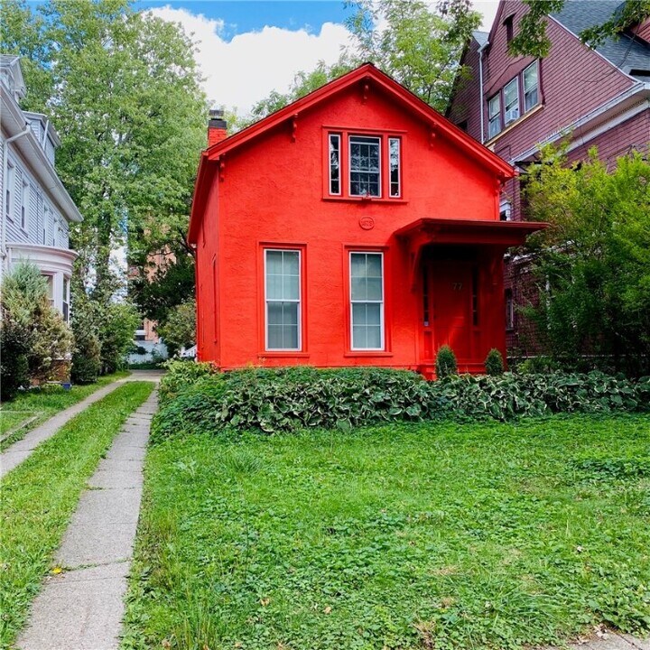 77 Ashland Ave in Buffalo, NY - Building Photo