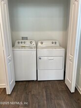 9219 Stony Brk Rd in Jacksonville, FL - Foto de edificio - Building Photo