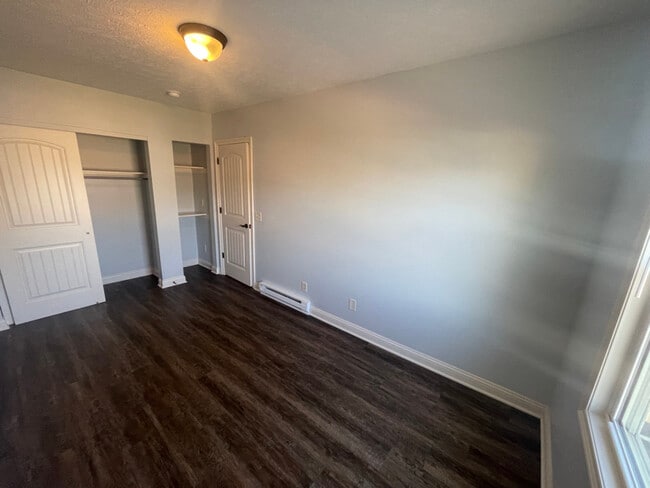 property at 4133 S Dixie Dr
