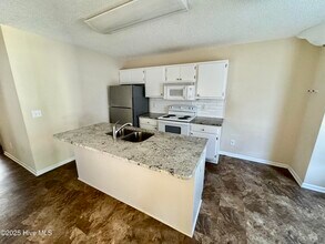 1127 Brownlea Dr in Greenville, NC - Building Photo - Building Photo