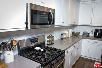 15158 Rachel Ln in Los Angeles, CA - Building Photo - Building Photo