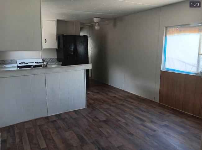 property at 951 N Auburn Ave