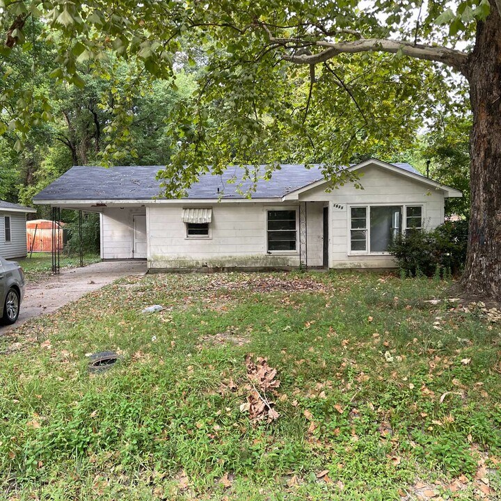 1625 S 6th St in Monroe, LA - Building Photo