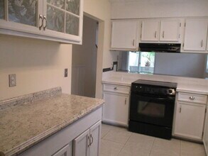 333 Woodham Ct in Fort Walton Beach, FL - Building Photo - Building Photo