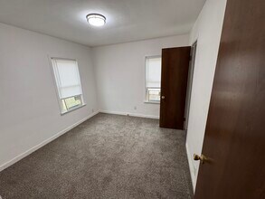 804 College Ave in Goshen, IN - Building Photo - Building Photo