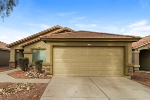 13722 W Peck Dr in Litchfield Park, AZ - Building Photo