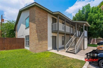 209-209 Fletcher Dr, Unit 209-C in Del Rio, TX - Foto de edificio - Building Photo