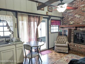 183 Sherman Dr Cir in Interlachen, FL - Building Photo - Building Photo