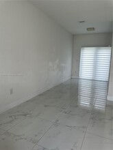 6400 SW 139th Avenue Rd in Miami, FL - Building Photo - Building Photo