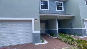 1350 Crystal Way in Delray Beach, FL - Building Photo