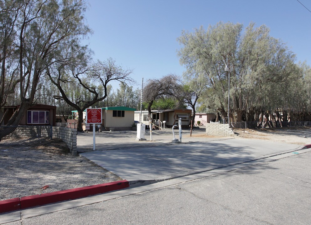 County Squire Mobile Home Park in Desert Hot Springs, CA - Building Photo