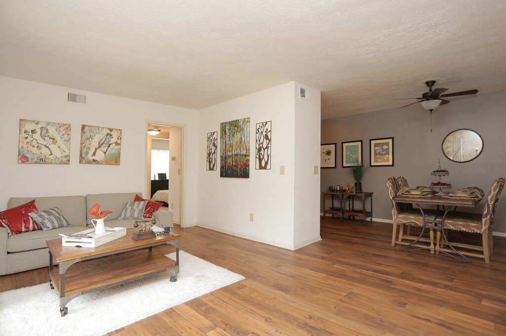 Nirvana Laurel Springs Riverdale, GA Apartments