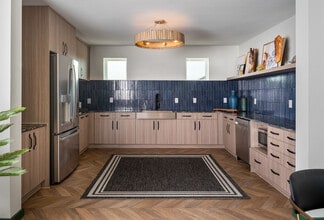 Vi Collina in Austin, TX - Building Photo - Building Photo