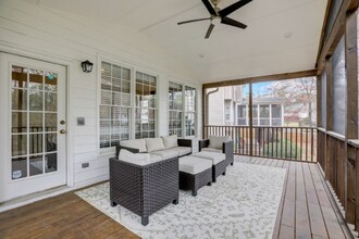 1155 Arbor Creek Dr in Roswell, GA - Building Photo - Building Photo
