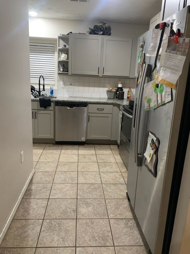 2816 W 25th St N in Wichita, KS - Building Photo - Building Photo