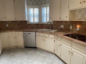 5821 Ridgerock Ct in Fort Worth, TX - Building Photo - Building Photo