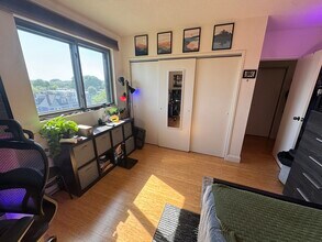 2353 Massachusetts Ave, Unit 61 in Cambridge, MA - Building Photo - Building Photo