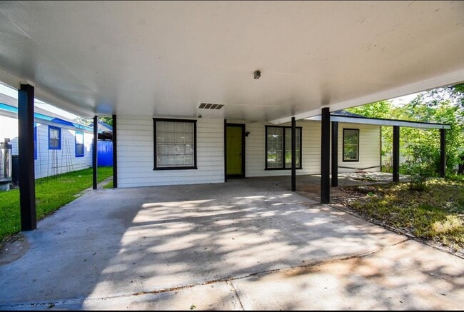 6638 Granite St in Houston, TX - Building Photo - Building Photo