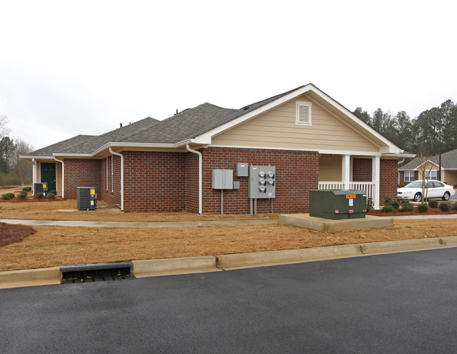 Coosa Village in Sylacauga, AL - Building Photo - Building Photo