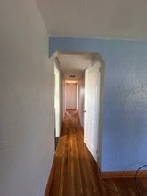 206 Valley Vale Dr in Pittsburgh, PA - Foto de edificio - Building Photo