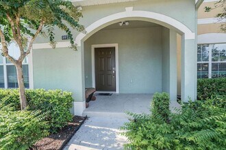 8918 Majesty Palm Rd in Kissimmee, FL - Building Photo - Building Photo