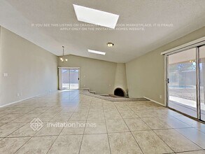 5319 W Vogel Ave in Glendale, AZ - Building Photo - Building Photo