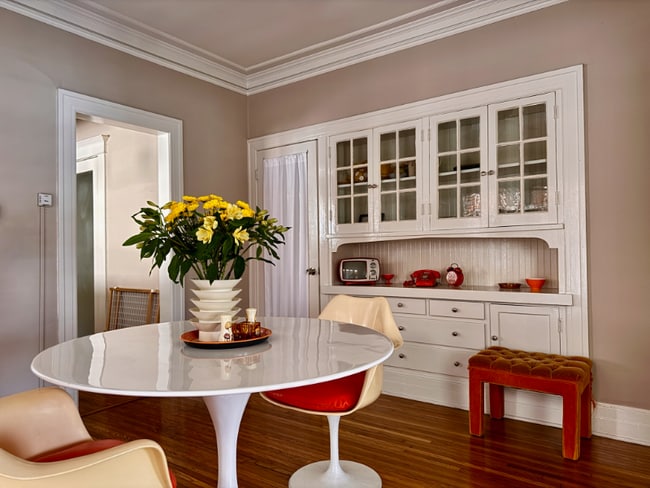 property at 1727 Alexandria Ave