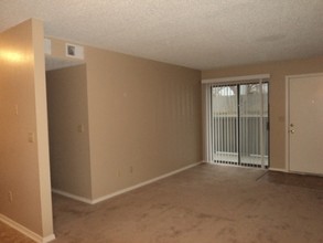 The Lodge Apartments in Lee's Summit, MO - Building Photo - Interior Photo