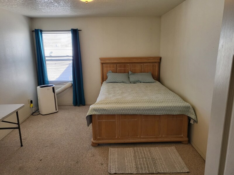 4747 Spanish Sun Ave NE in Albuquerque, NM - Building Photo