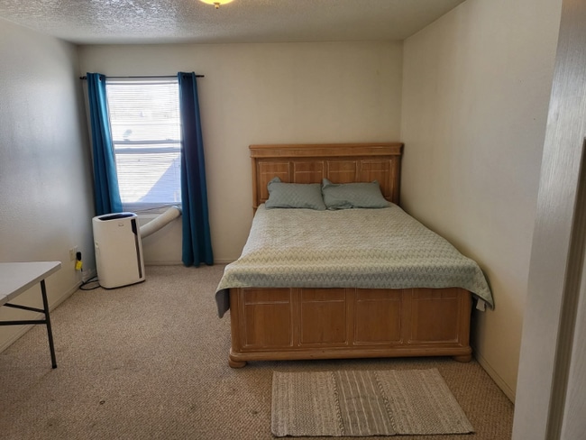 property at 4747 Spanish Sun Ave NE