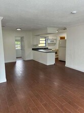 1741 NW 27th Ave in Fort Lauderdale, FL - Building Photo - Building Photo