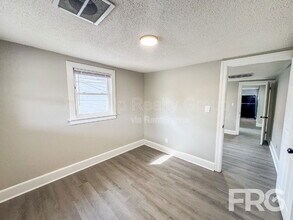 600 Howell St in Greenville, NC - Building Photo - Building Photo