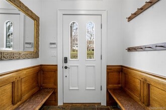 225 Larchmont Ave in Larchmont, NY - Building Photo - Building Photo