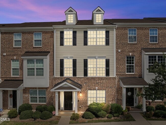 property at 6052 Kentworth Dr