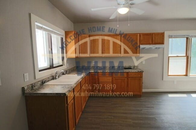 property at 2470 N 54th St