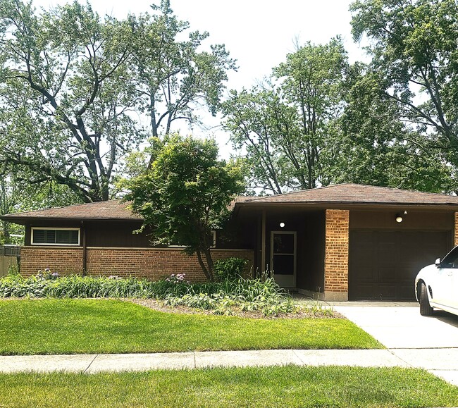 property at 359 Waverly St