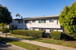 6259-6301 Coldwater Canyon Ave in North Hollywood, CA - Building Photo