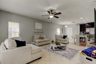 4623 Chatterton Way in Riverview, FL - Building Photo - Building Photo