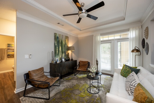 Woodhaven at Park Bridge Apartments in Alpharetta, GA - Building Photo - Interior Photo