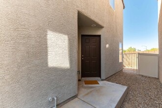 9976 Tittleton Ave in Las Vegas, NV - Building Photo - Building Photo