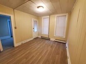 157 6th Ave in Troy, NY - Building Photo - Building Photo