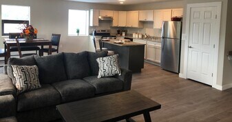 67 Central St in Manchester, NH - Building Photo